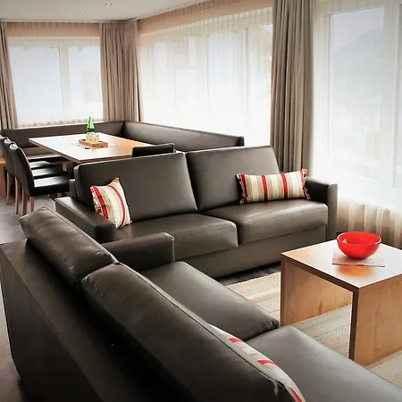 Tschuggmall Apartment *