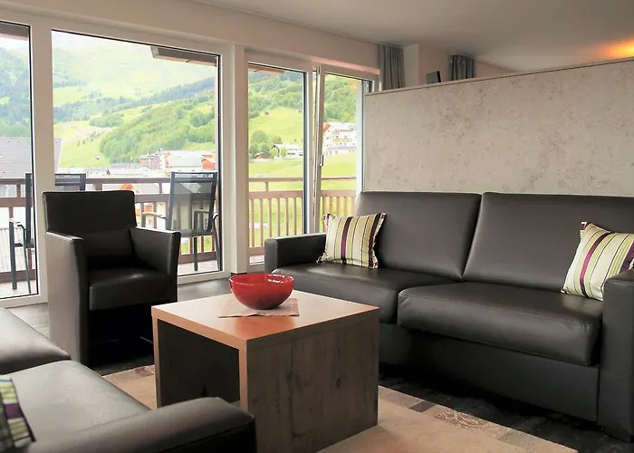 Tschuggmall フィス